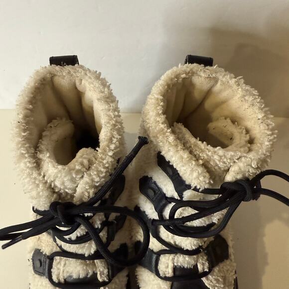 Sorel Women’s Fuzzy Snow Boots Size 8 - Picture 8 of 8